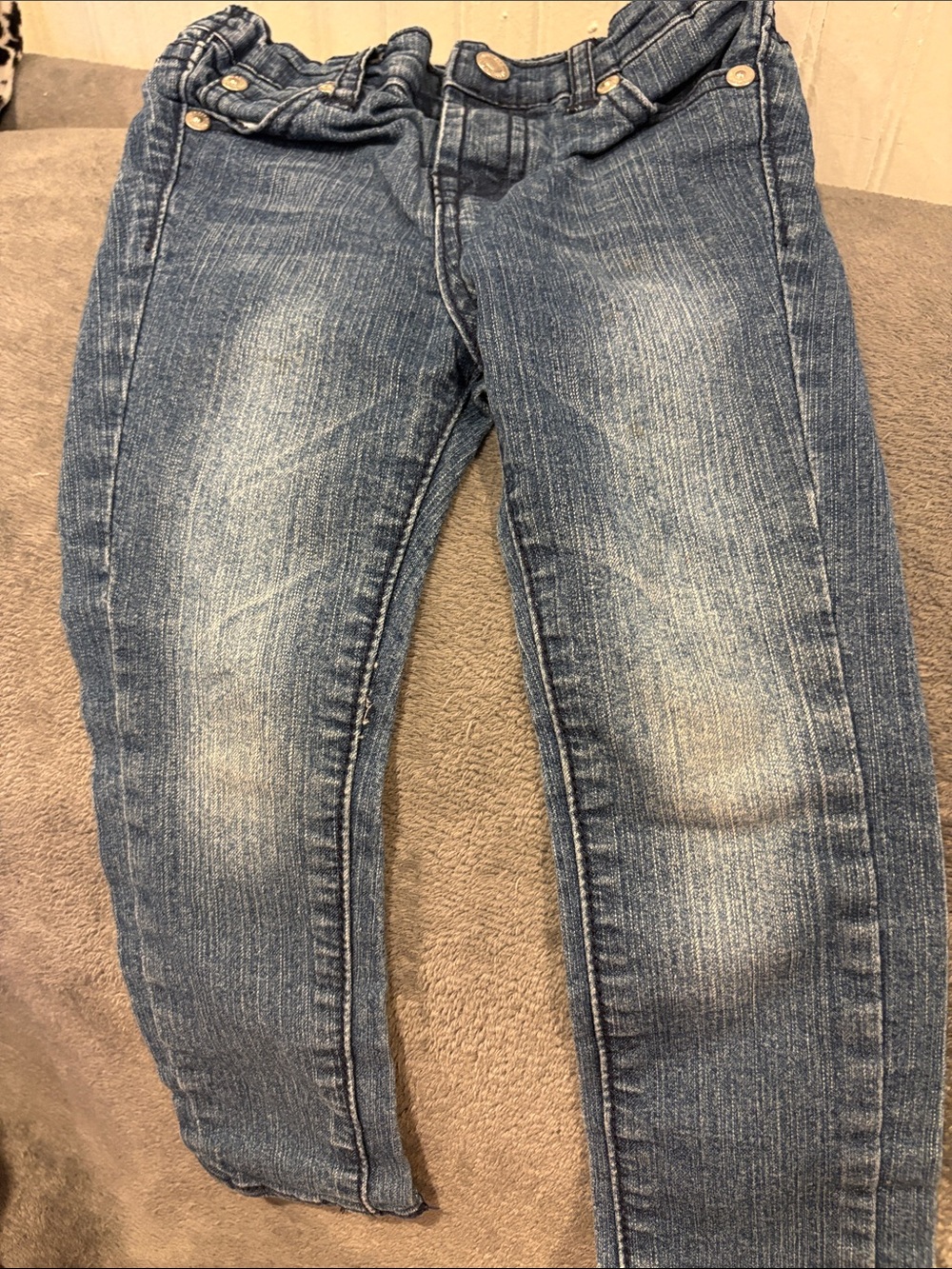 Seven7 Slim Skinny Jeans in Faded Blue Wash
